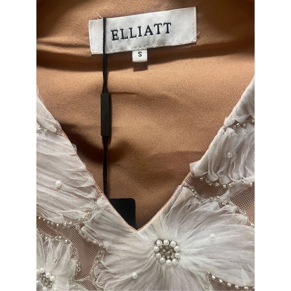 Elliatt Indira Floral Top & Skirt Set in Mesh White bridal bachelorette NWT$650 - Picture 13 of 16